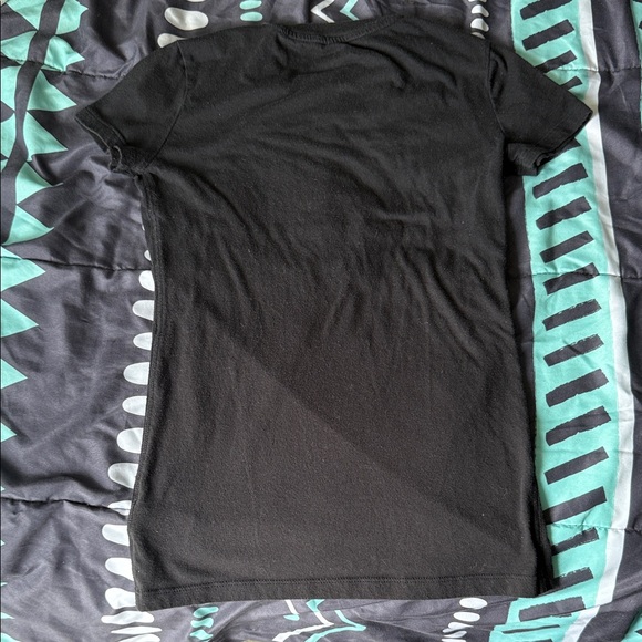 Aeropostale Black Crew Tee with Teal Details - Picture 3 of 4
